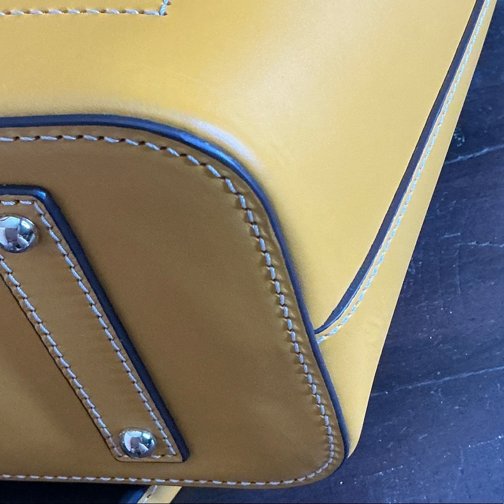 Dooney & Bourke beacon, leather slip Tote - Picture 10 of 10